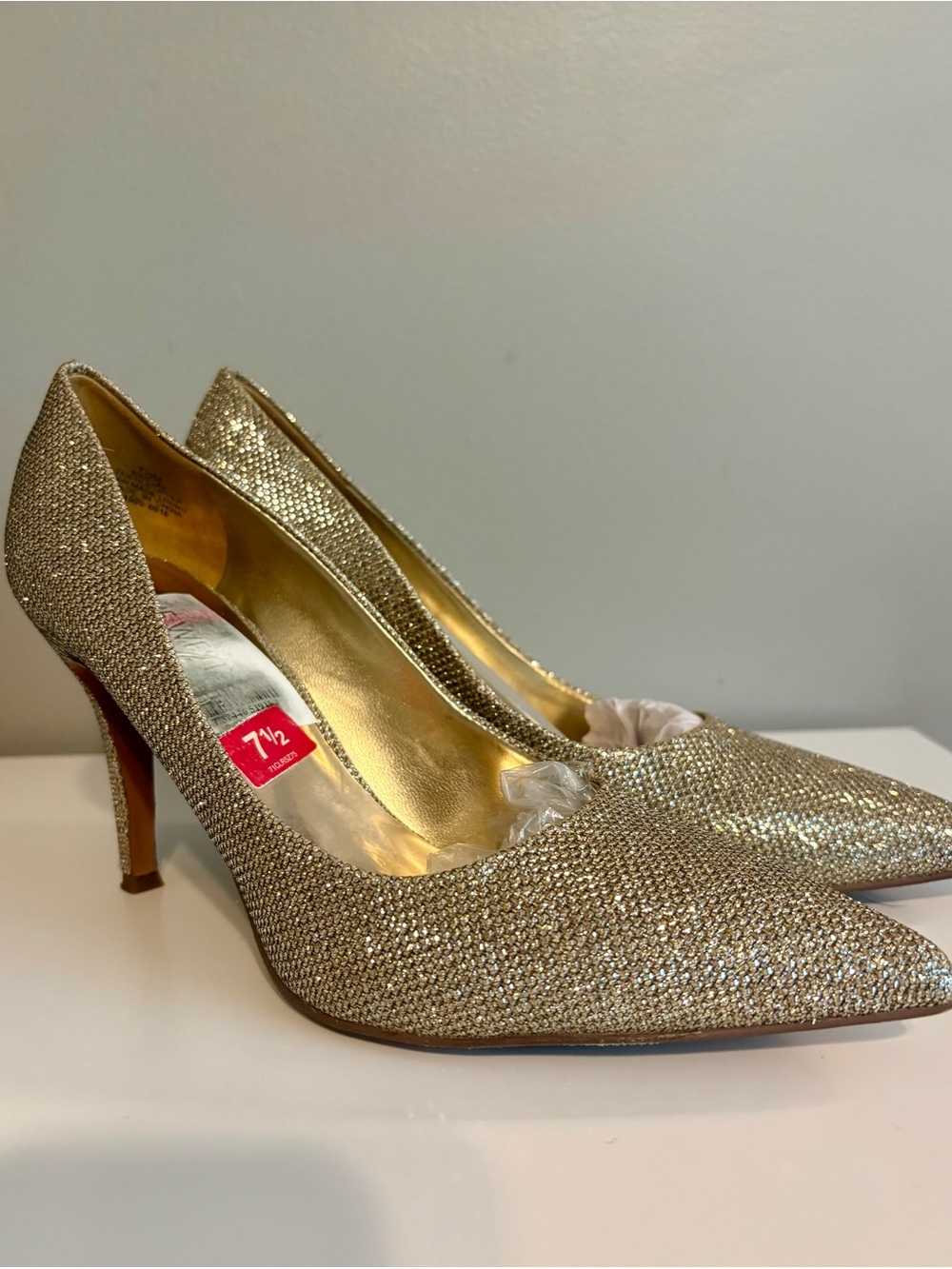 Nine West Gold Glitter Pointed-Toe Stiletto Pumps